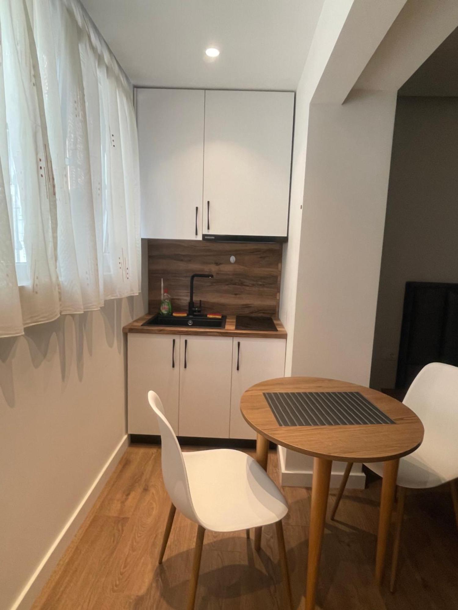 Downtown Studio Apartments Tirana Extérieur photo