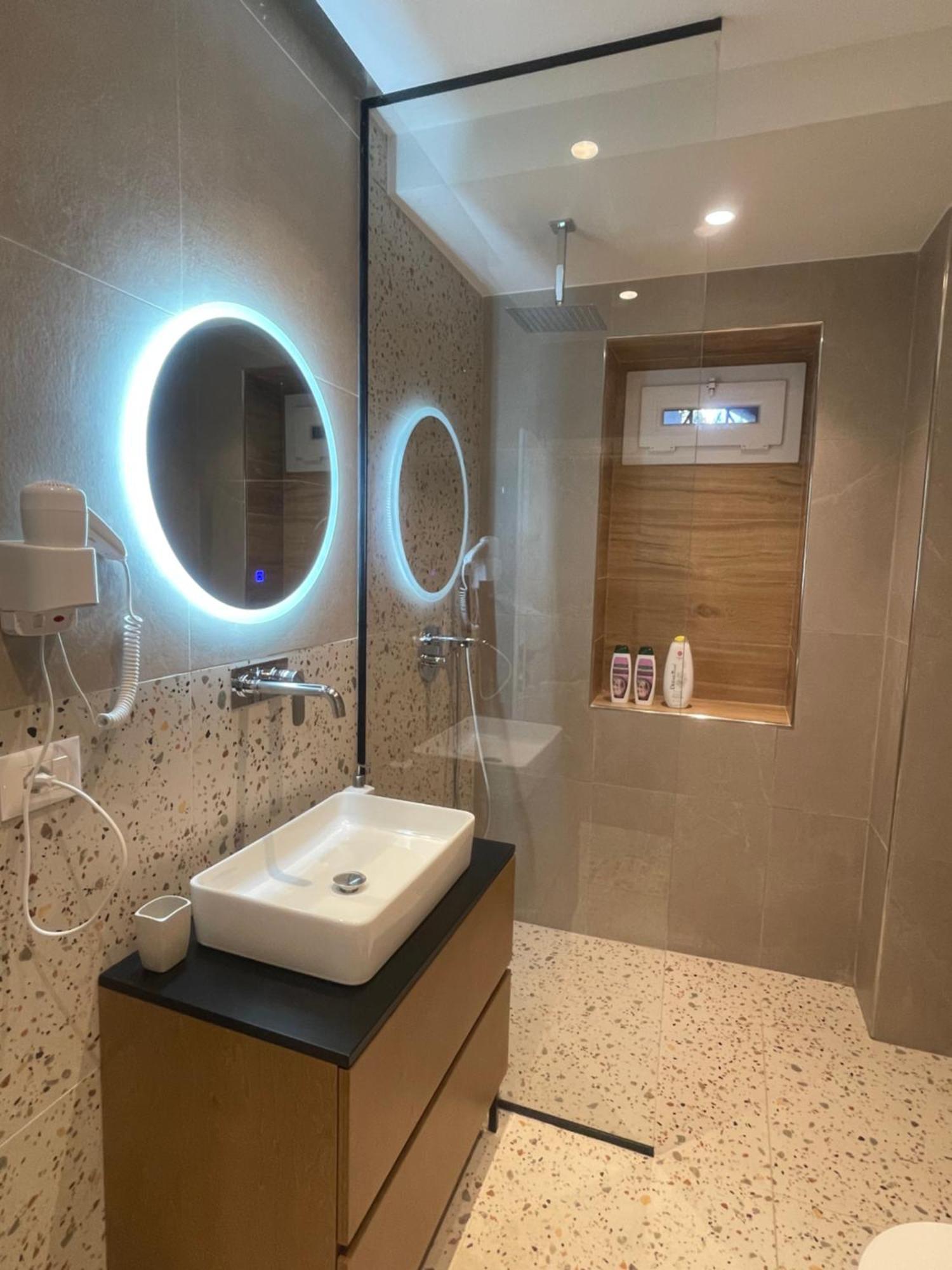 Downtown Studio Apartments Tirana Extérieur photo