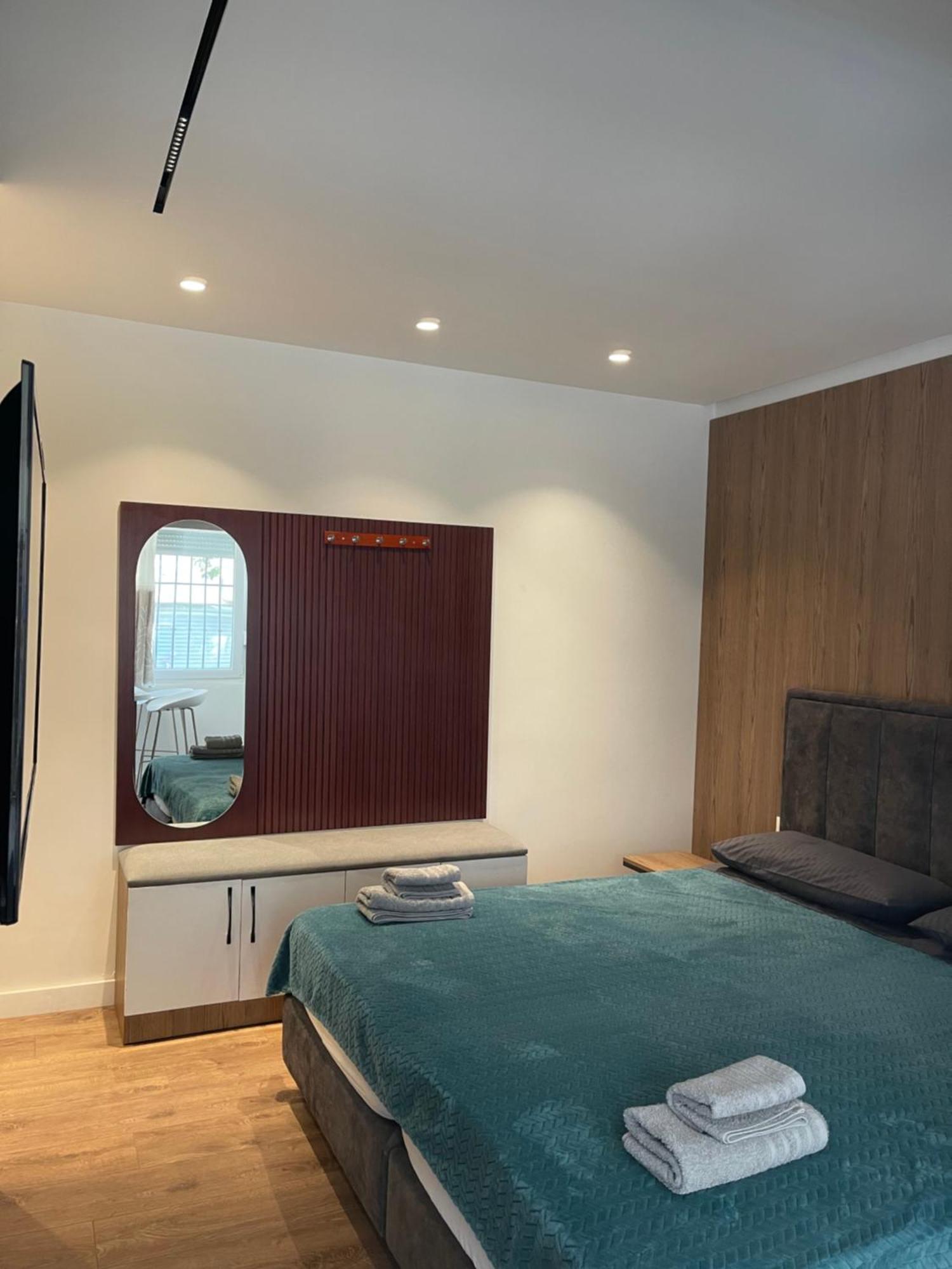 Downtown Studio Apartments Tirana Extérieur photo